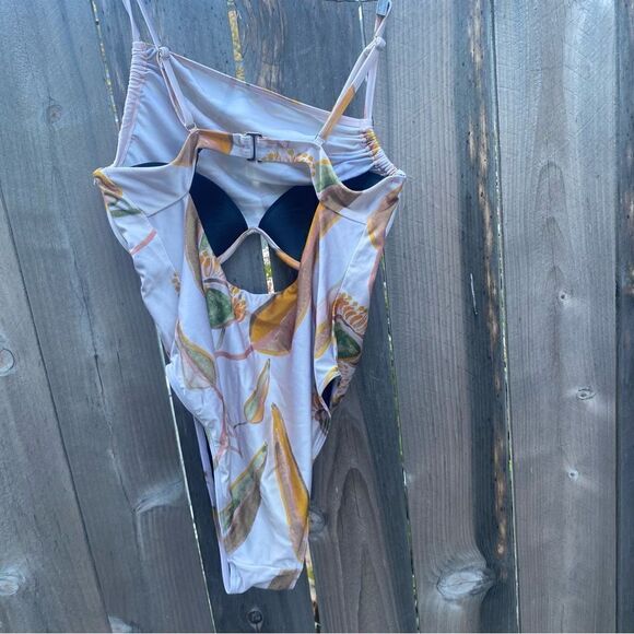 ANDREA IYAMAH Taca one piece SWIMSUIT size medium - Picture 5 of 9